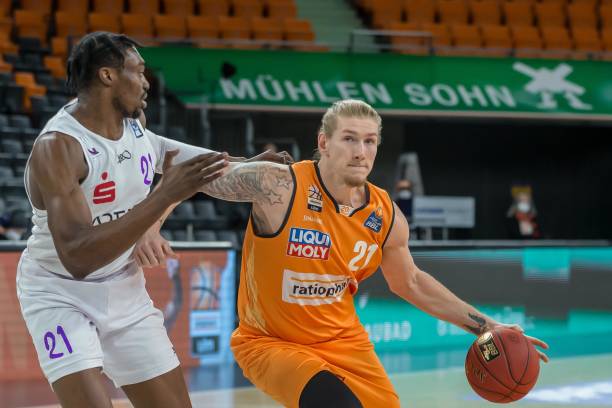 培养本土新 培养本土新