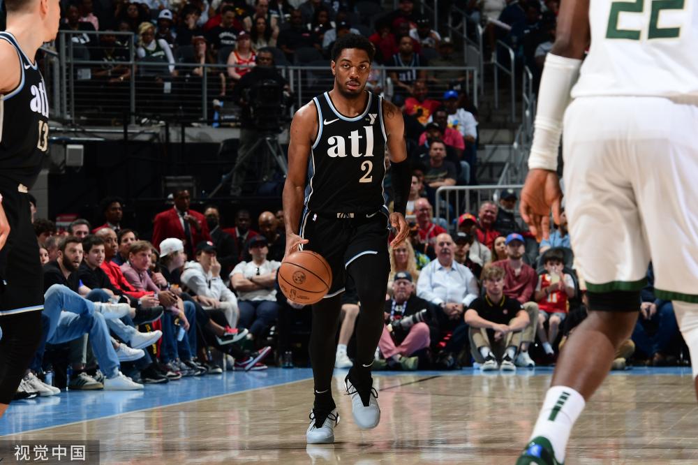 也同样令人 也同样令人